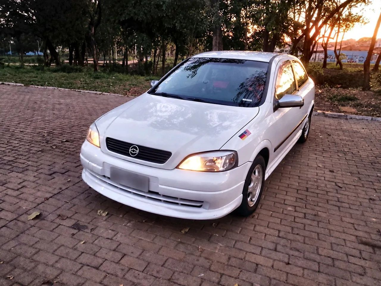 Chevrolet Astra 2.0 8V/ CD 2.0 8V Hatchback 5P MEC 1998
