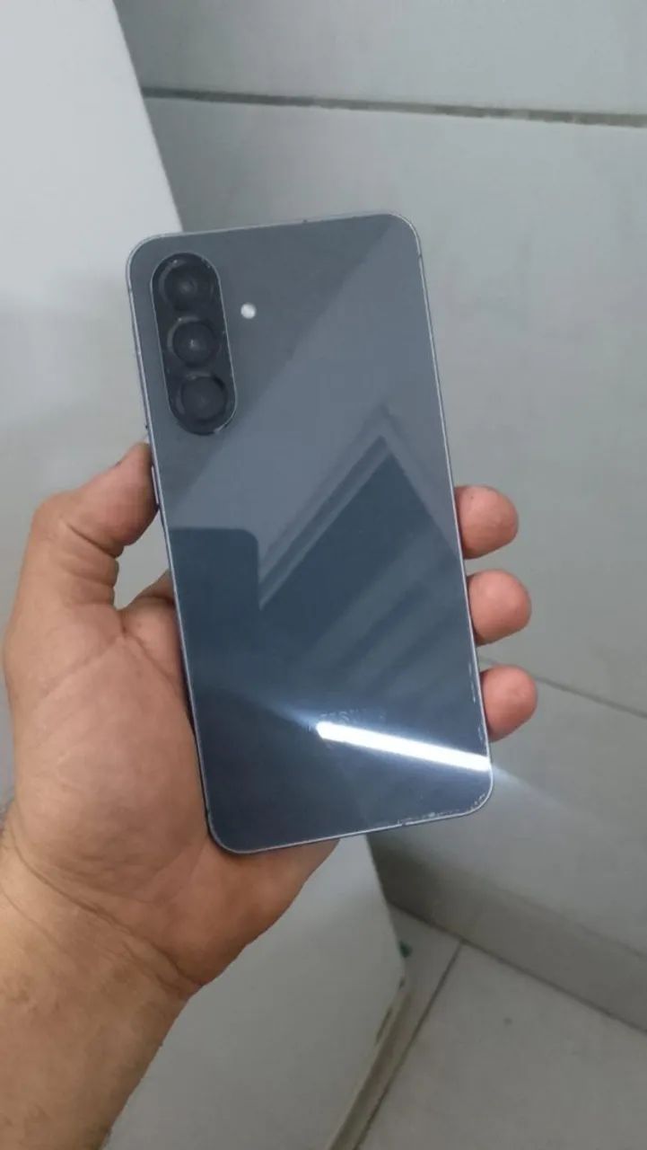 Samsung a56 