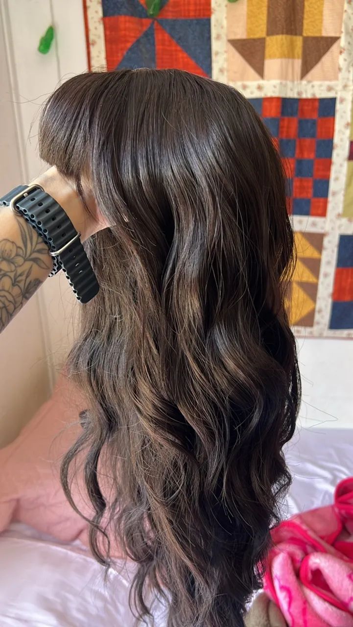 Peruca, Lace, Wig longa ondulada com franja - Foto 4