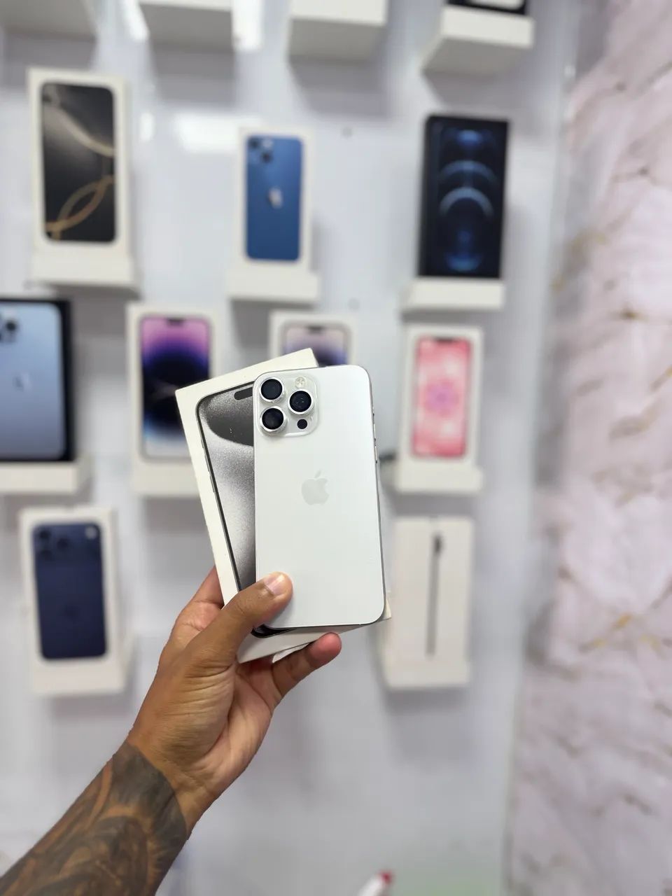 IPHONE 15 PRO 256GB  - Foto 2