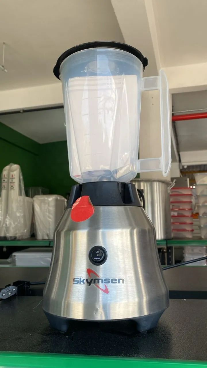Liquidificador Inox Copo de Plástico, Alta Rotação 1,5L - 900W 220V