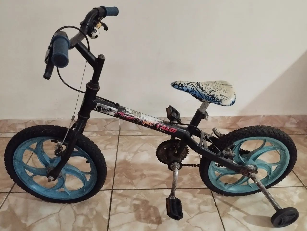 Bicicleta infantil Caloi e motocas - Foto 2