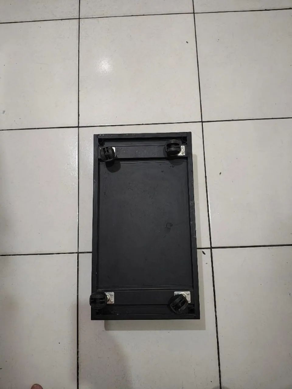 Suporte de metal com Rodinhas para Computador - Foto 3