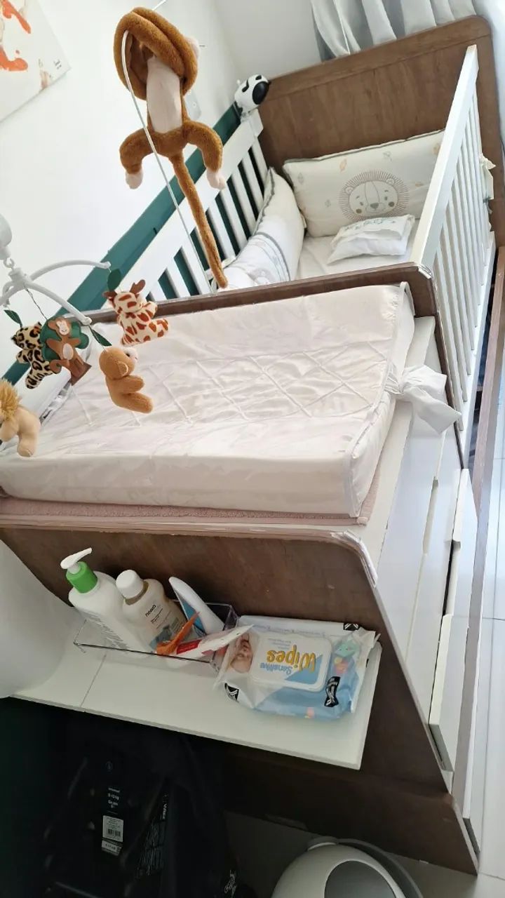 Berço Cama com Cômoda e Cama Auxiliar