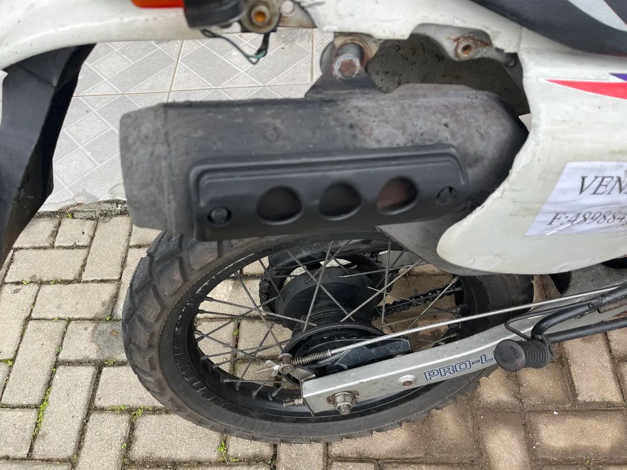Escapamento Xr 200 original usado