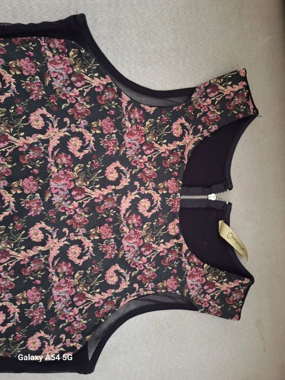 Vestido pteto/floral - Foto 4