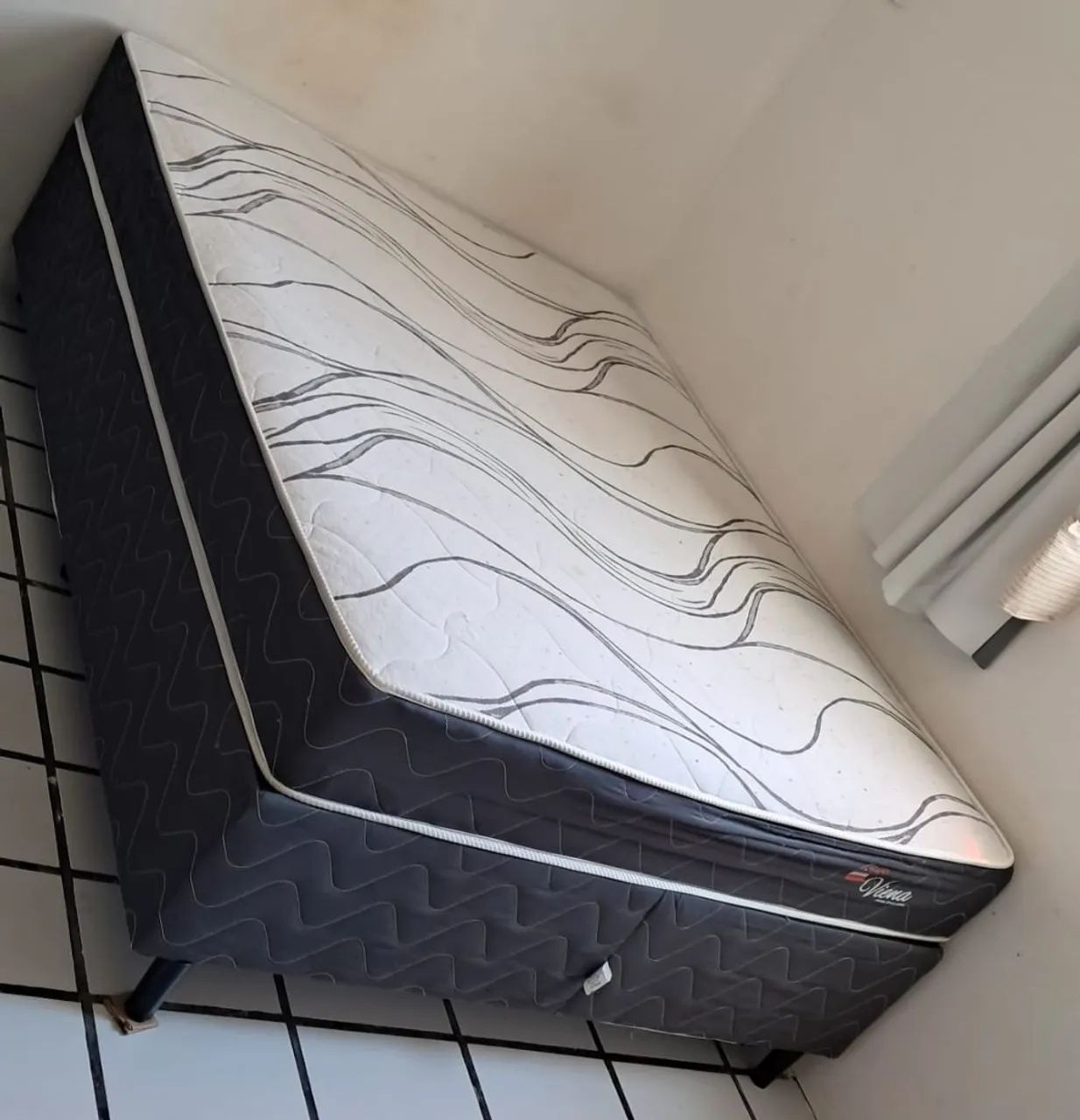 Cama casal 10 meses de uso