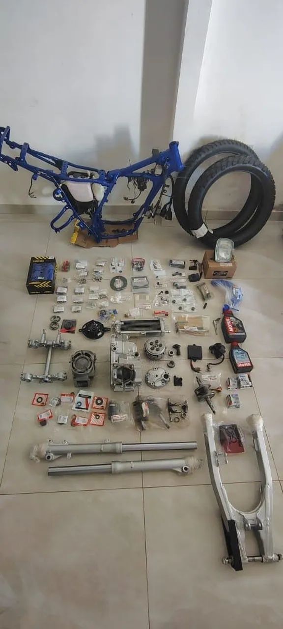 DT 200 R 1998 - 1520444391 | OLX