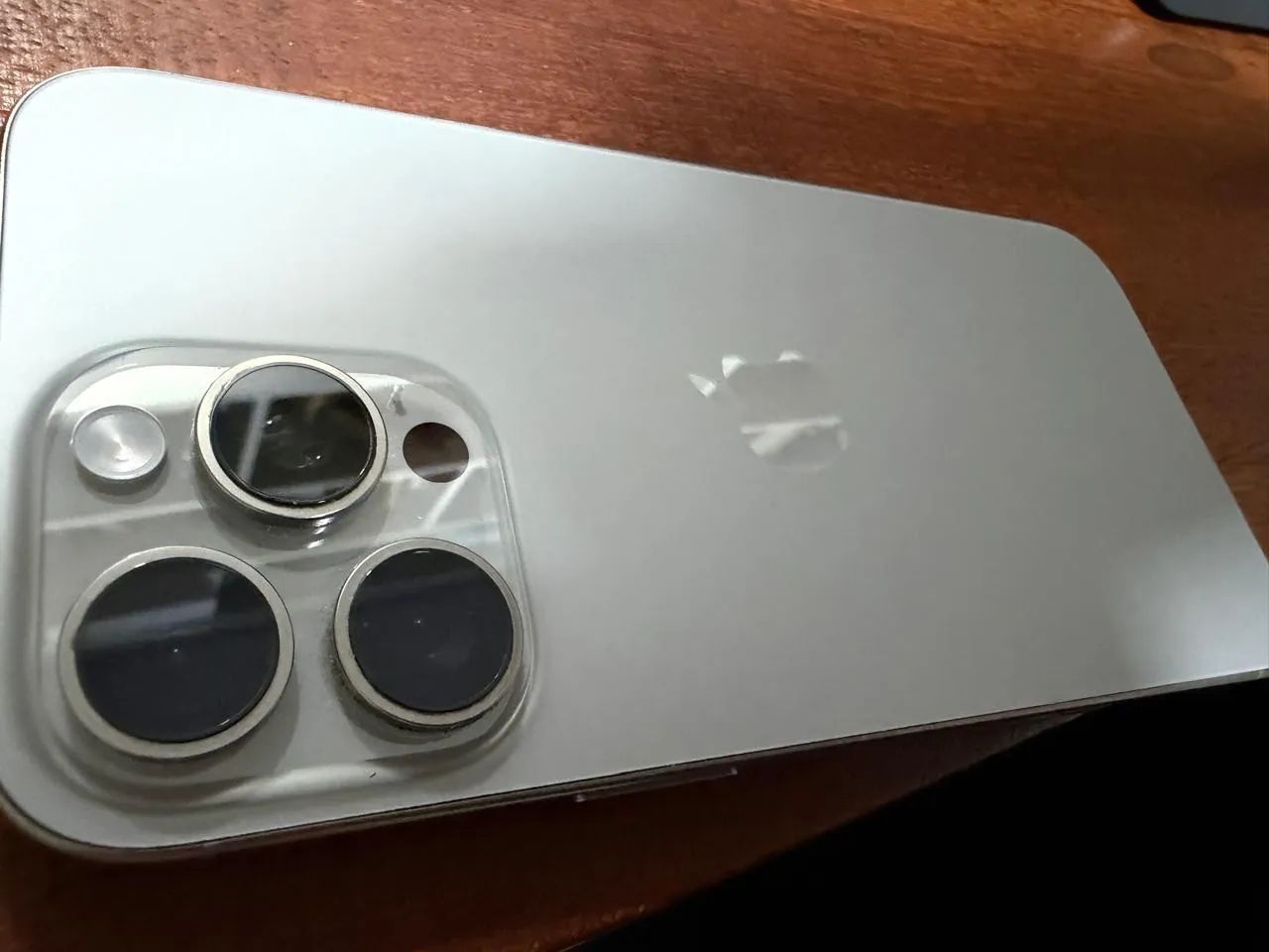 iPhone 16 pro max 256gb. 98% bat.