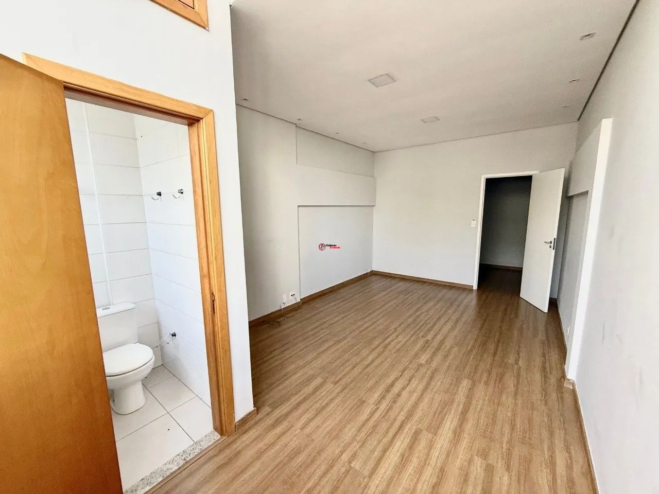 Sala à venda no bairro São José, Belo Horizonte