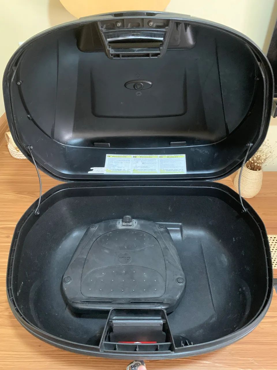 Baú Traseiro GIVI E47  + Baús Laterais GIVI E21 - Foto 2