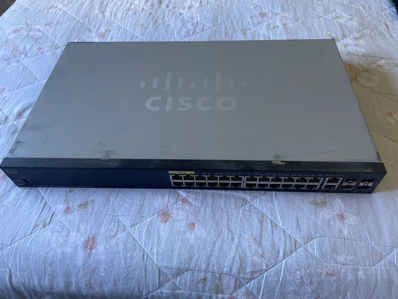 Switch Cisco SG350-28MP
