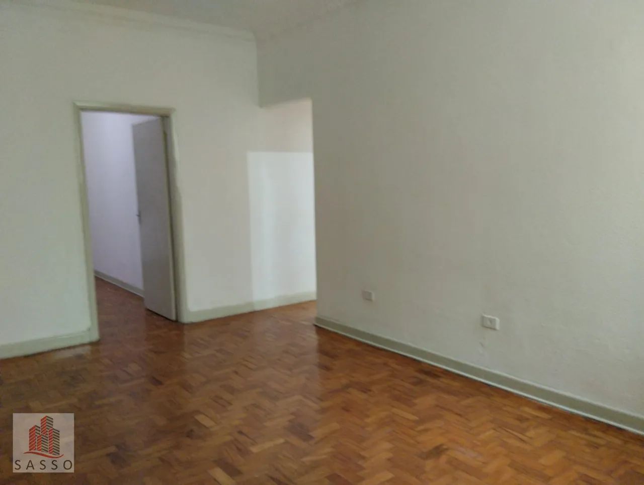 Alugo apartamento no Belém.