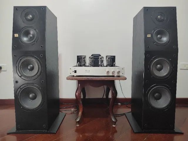 Caixas de som JBL L5
