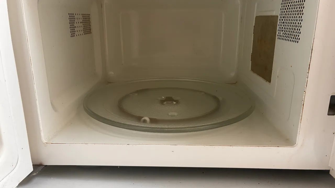 Microondas Eletrolux 23L - Foto 2
