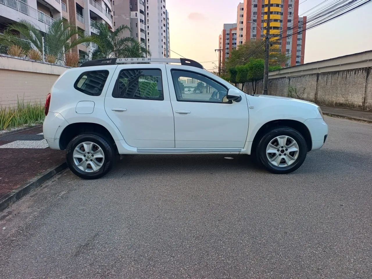 Renault Duster Dynamique 2.0 Hi-flex 16V Aut. 2016 - Foto 4
