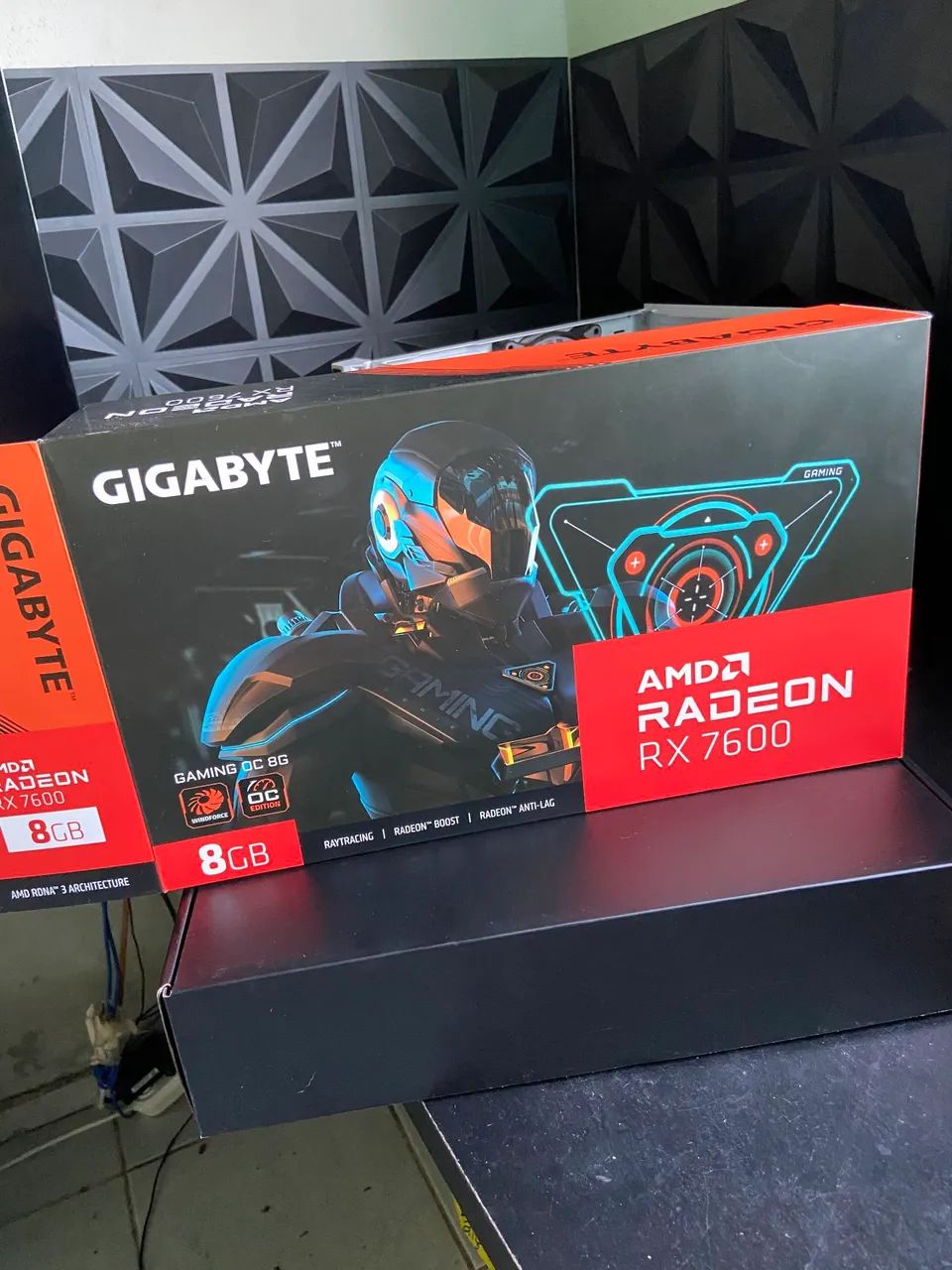 Rx7600 triple fan gigabyte495473006855464961
