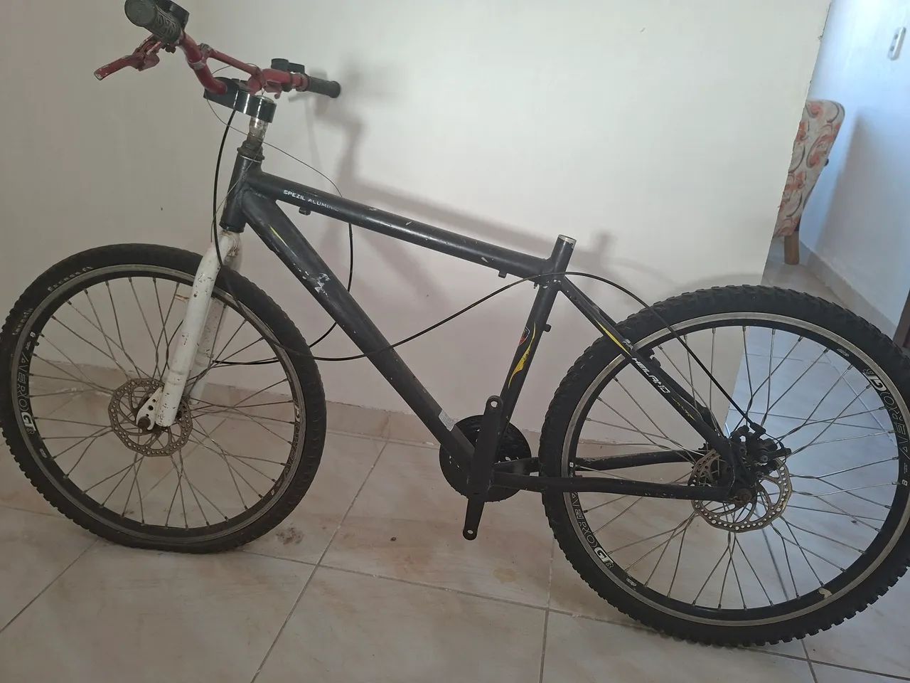 Bicicleta muito boa 