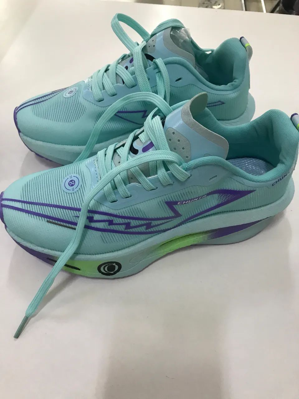Tênis feminino 