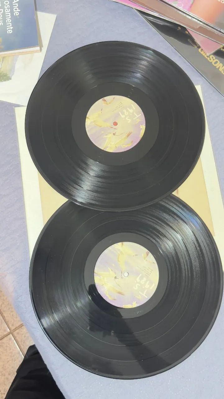 LP Vinil 1989 - Taylor Swift (usado) - Foto 2
