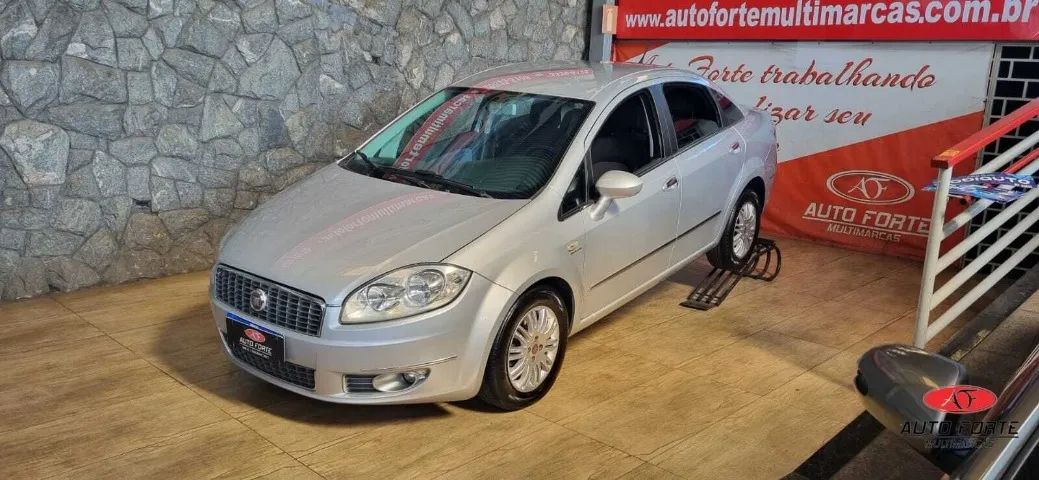 Fiat Linea LINEA ESSENCE Dualogic 1.8 Flex 16V 4p 2012