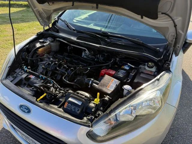 Ford Fiesta 1.5 16V Flex Mec. 5P 2015 - Foto 4