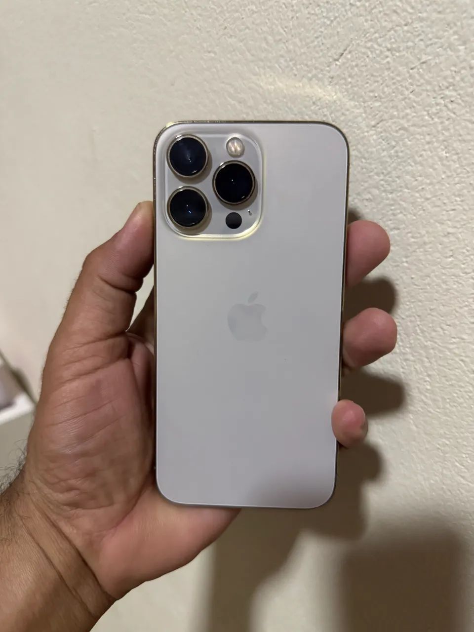 IPHONE 13 256 GB  GOLD - Foto 2
