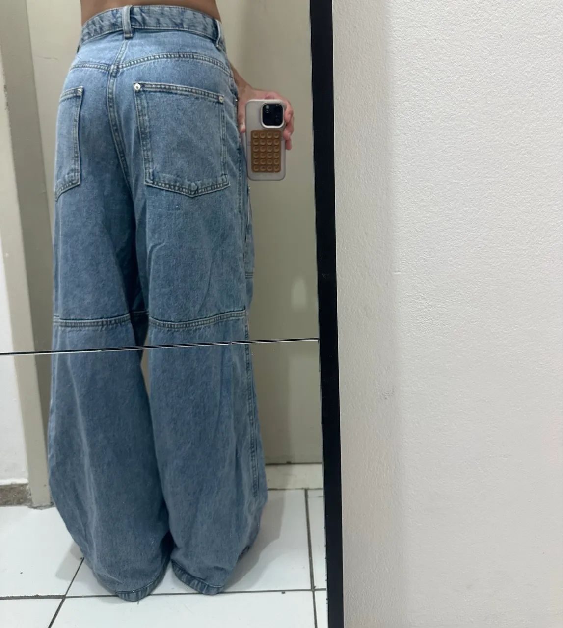 calça jeans zara wide fit cargo - Foto 3