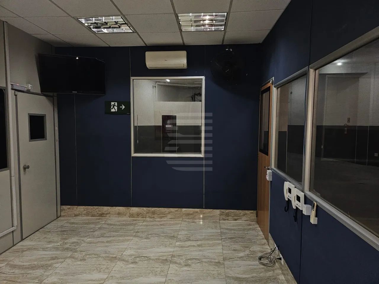 Barracão à Venda próximo a Cidade Judiciária 490m2 - Jardim Nilópolis. - Foto 5