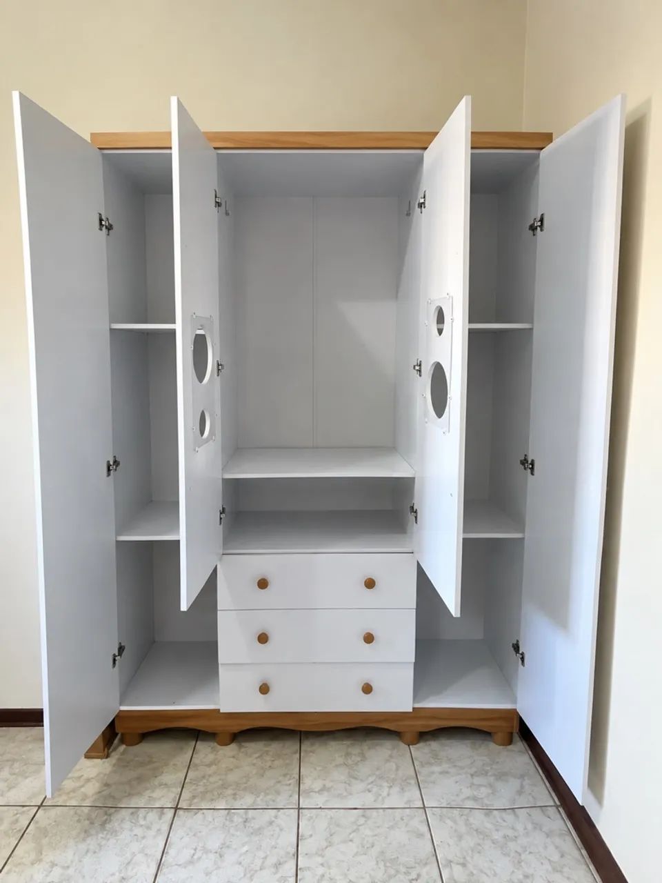 Guarda roupa infantil 