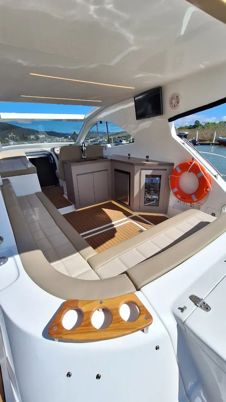 Solara 370 HT BOATLUX Pier 33 - Lancha em Sociedade 6 donos - Foto 5