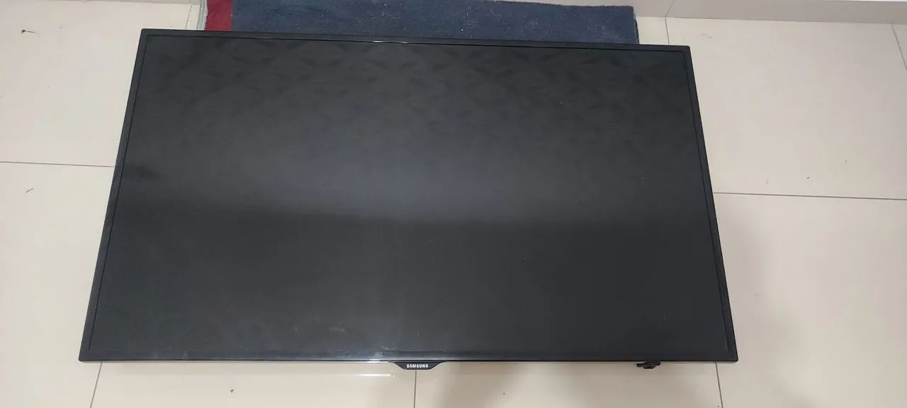 TV Samsung 55" Leia o anúncio 