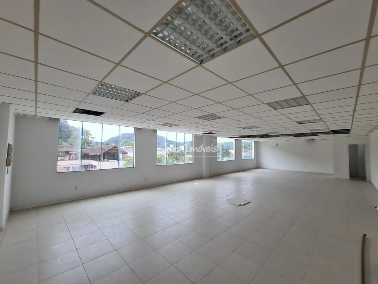 Aluguel de Sala no Centro da Guabiruba. - Foto 4