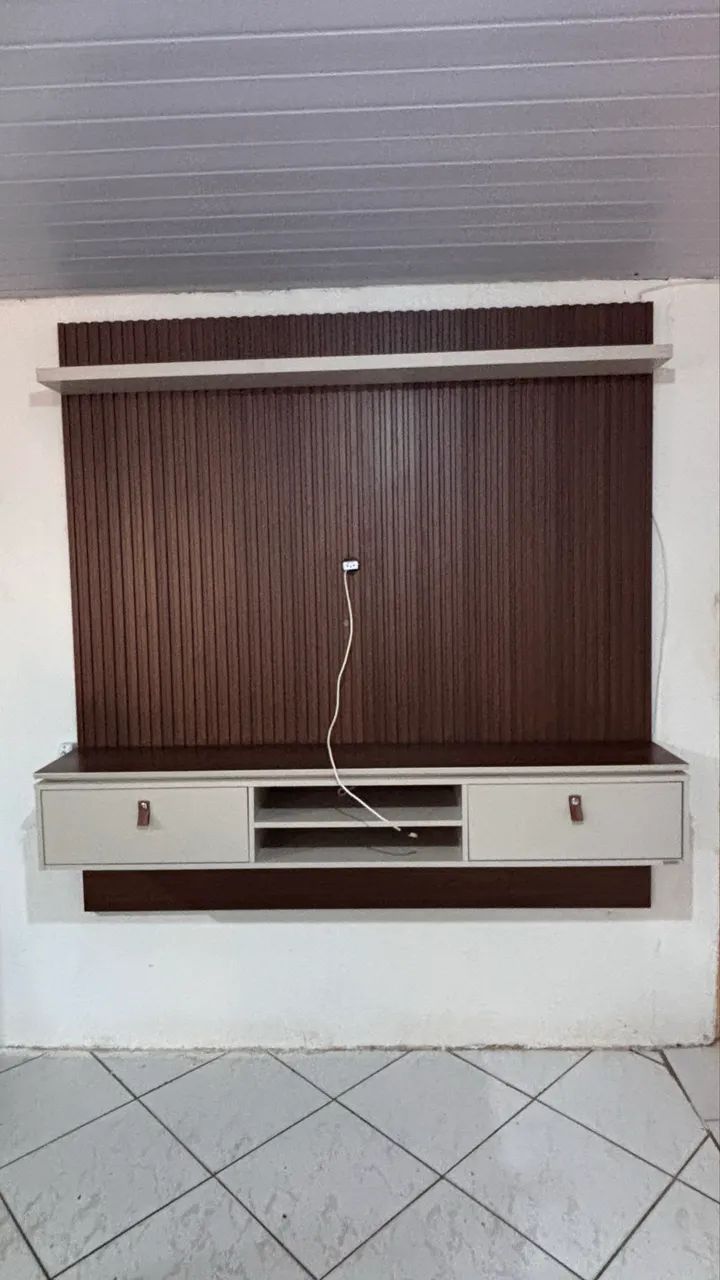 Painel ripado para TV até 75?