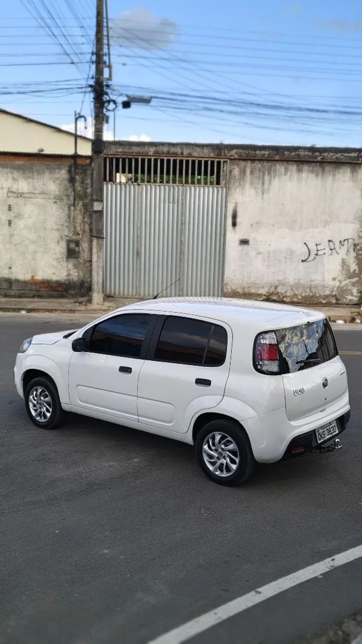 Fiat Uno Attractive 1.0 EVO Fire Flex 8V 5P 2016 - Foto 3