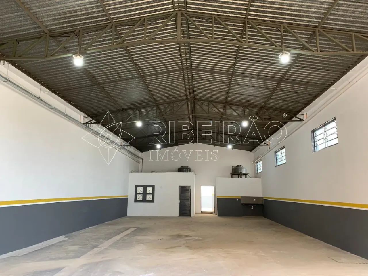 Galpão com mais de 200m² para locação Vila Elisa - Foto 3