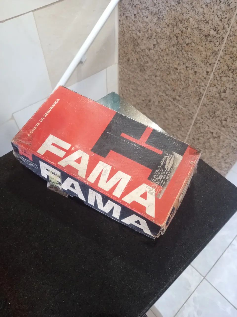 Fechadura fama