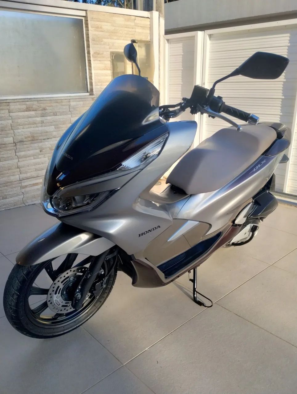PCX DLX 150 - 2022  - Foto 2