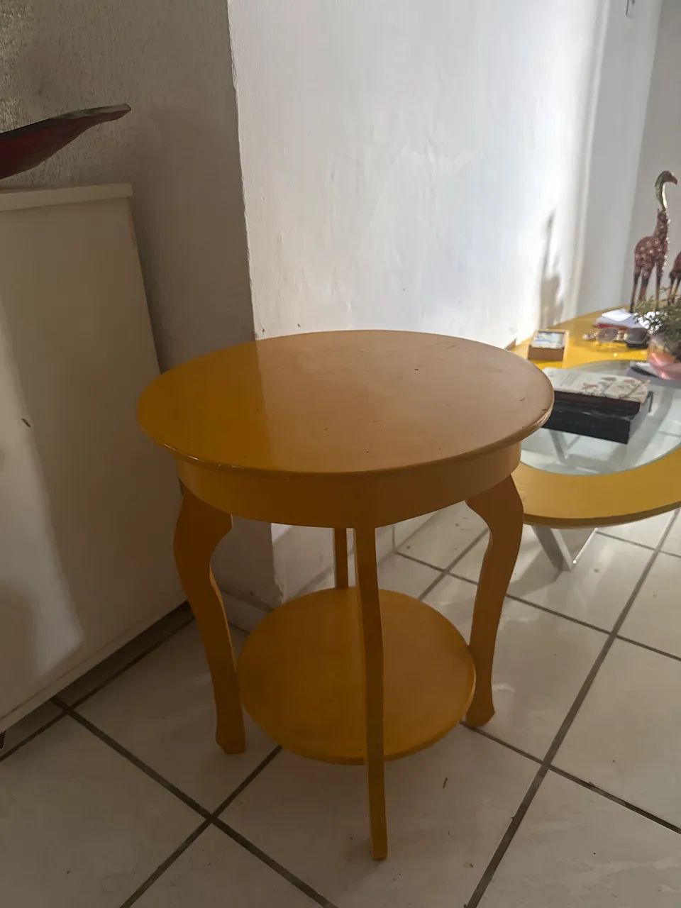 mesa de apoio redonda