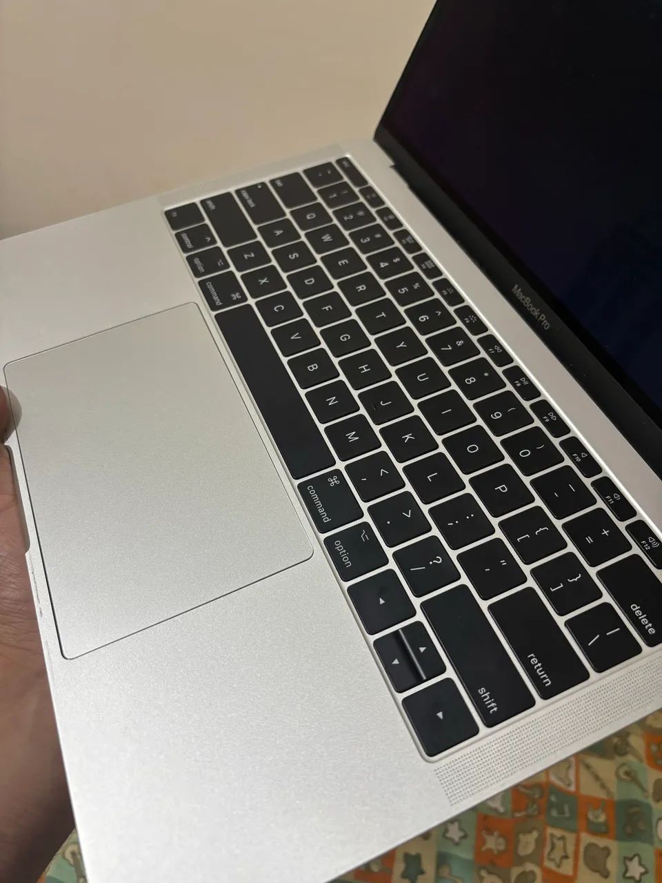 MACBOOK PRO 2017 - Foto 4