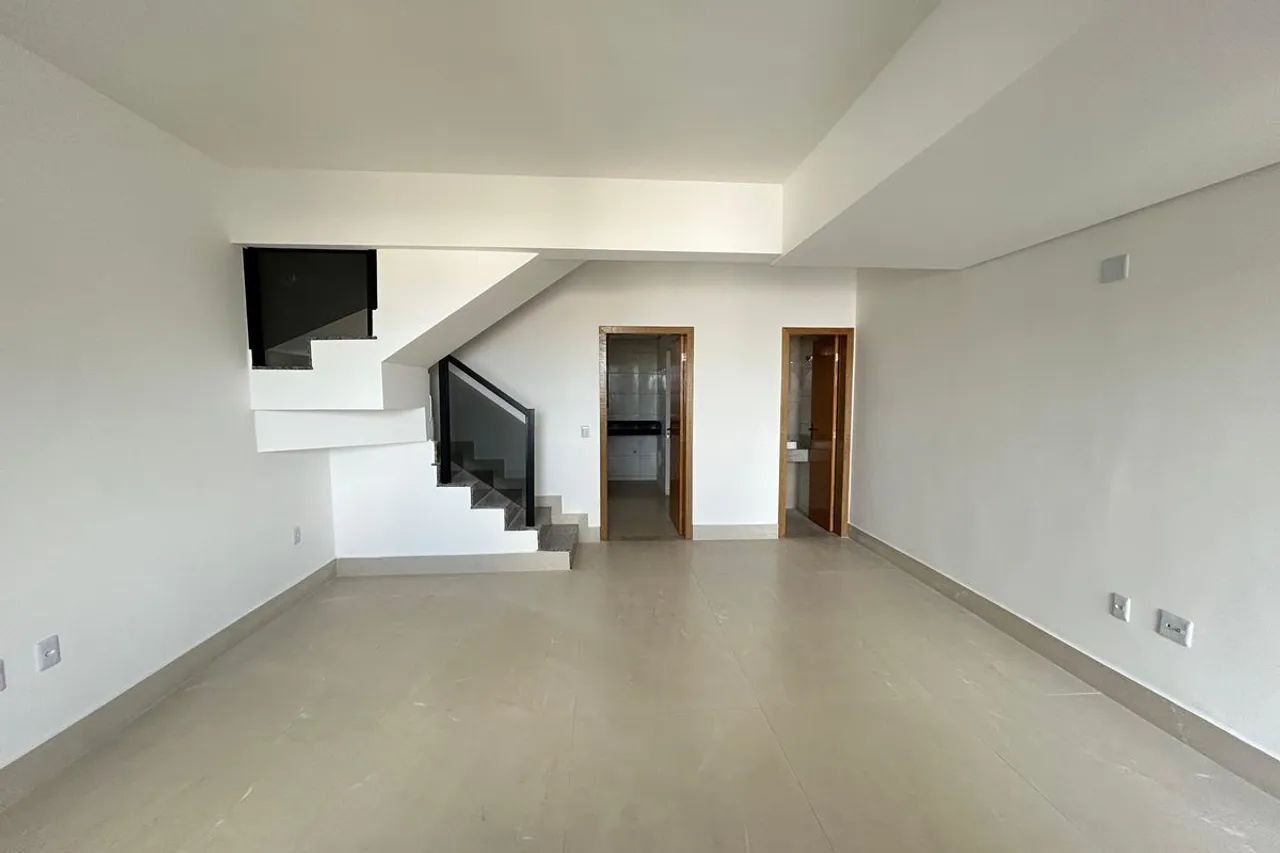 Casa à Venda - Cabral, 2 Quartos, 100 m2 - Foto 4