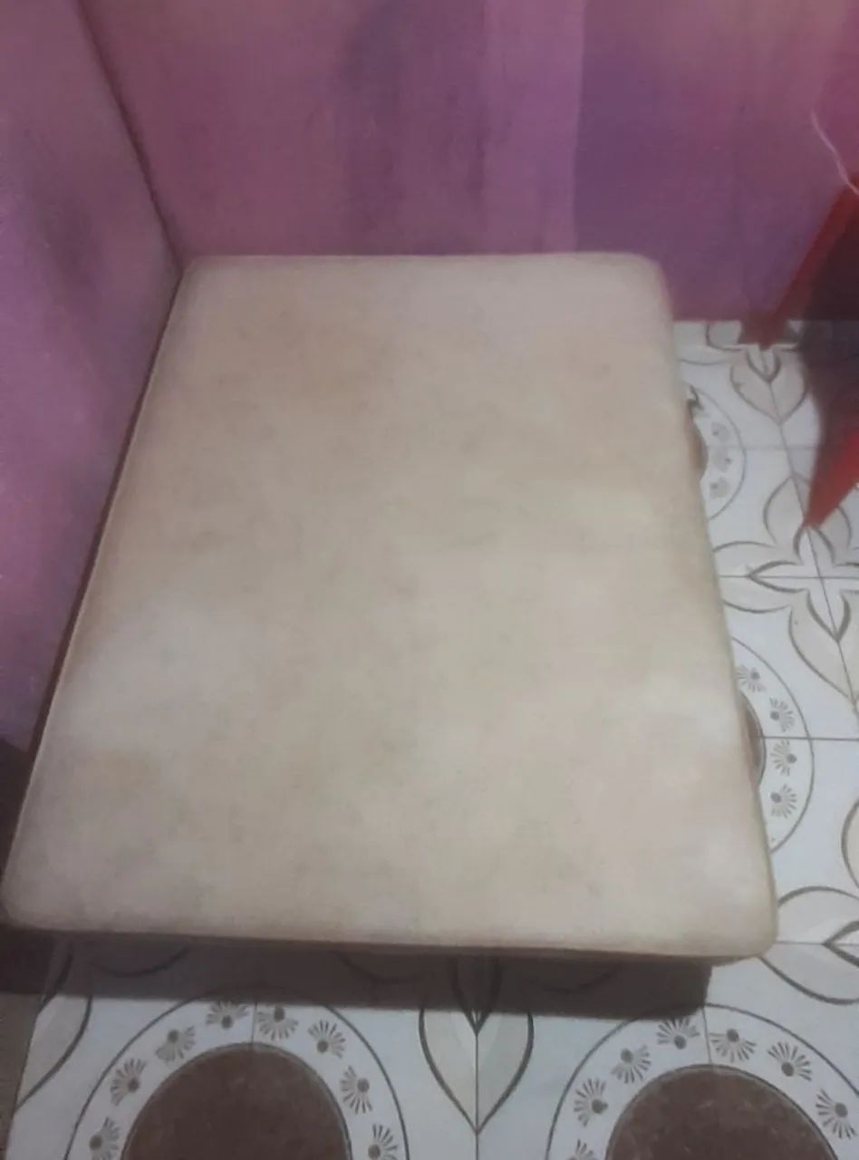 Vendo Cama Box Casal Bem Conservada
