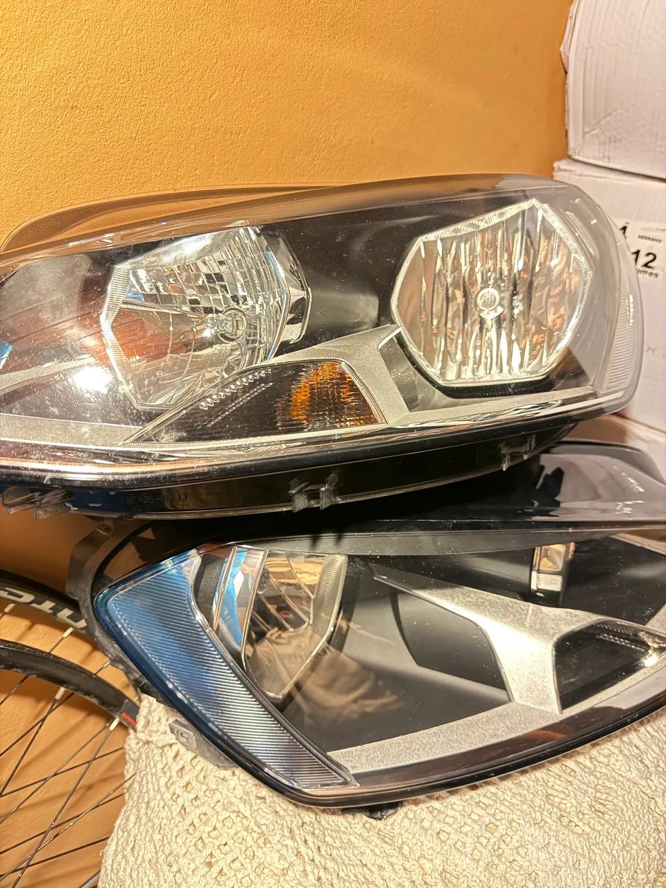 Farol Golf Gti/ e ou tsi 1.4