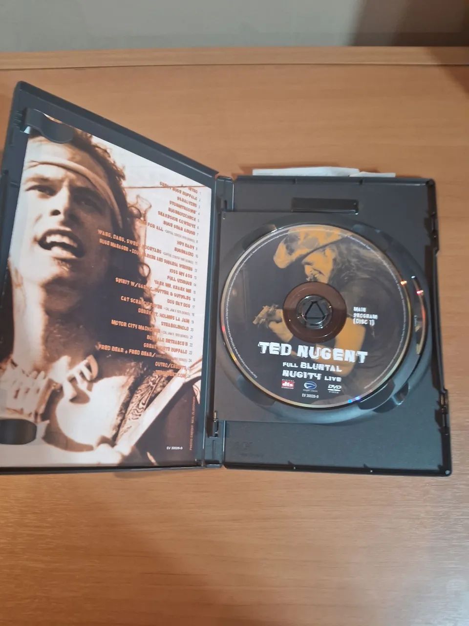 TED NUGENT - Full Bluntal Nugity Live - dvd duplo importado original  - Foto 3