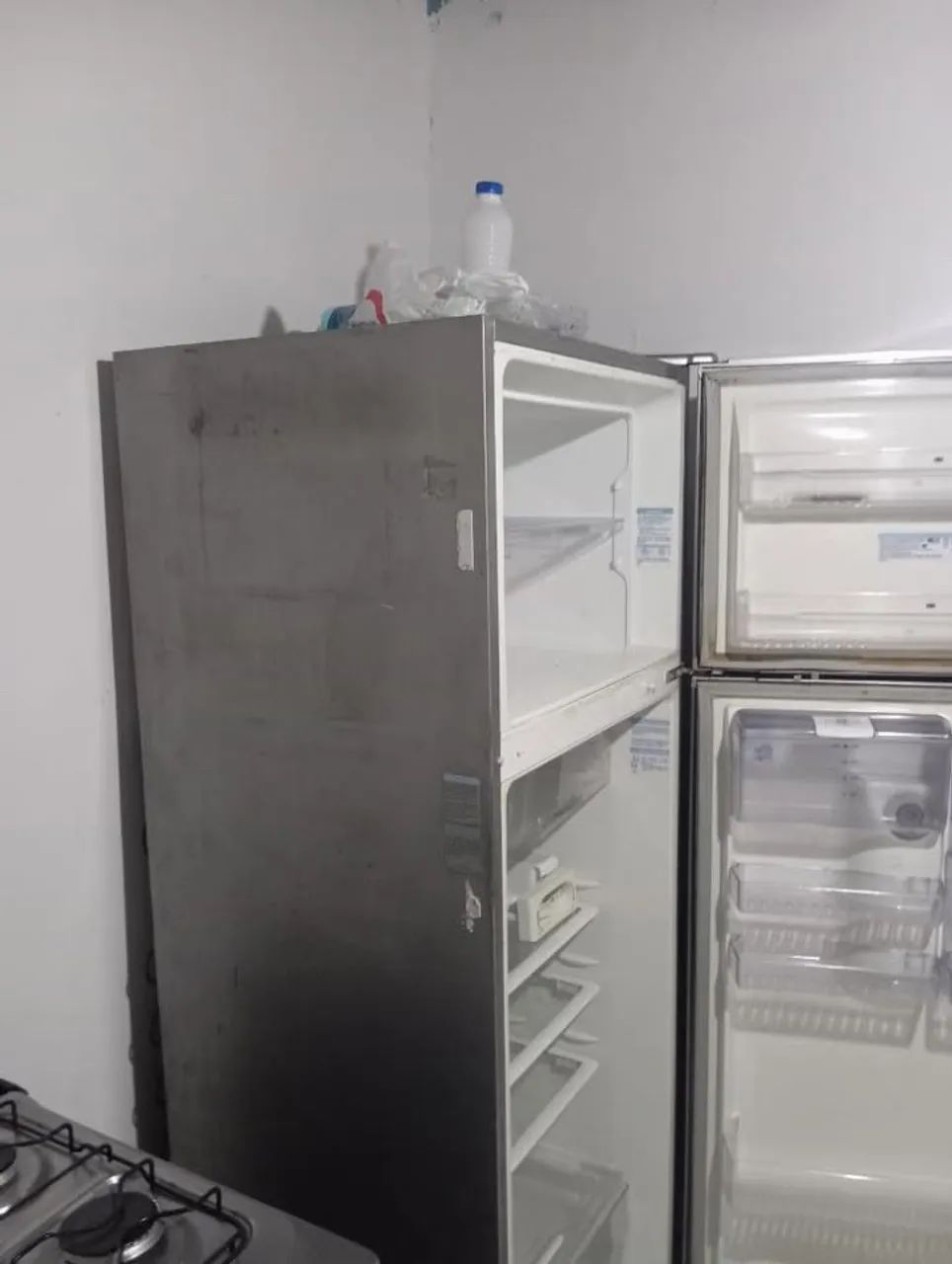Vendo geladeira com defeito  - Foto 3
