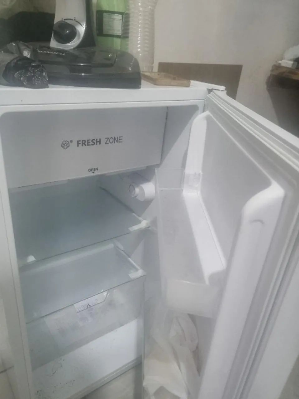 Frigobar 115L HIsense - Foto 3