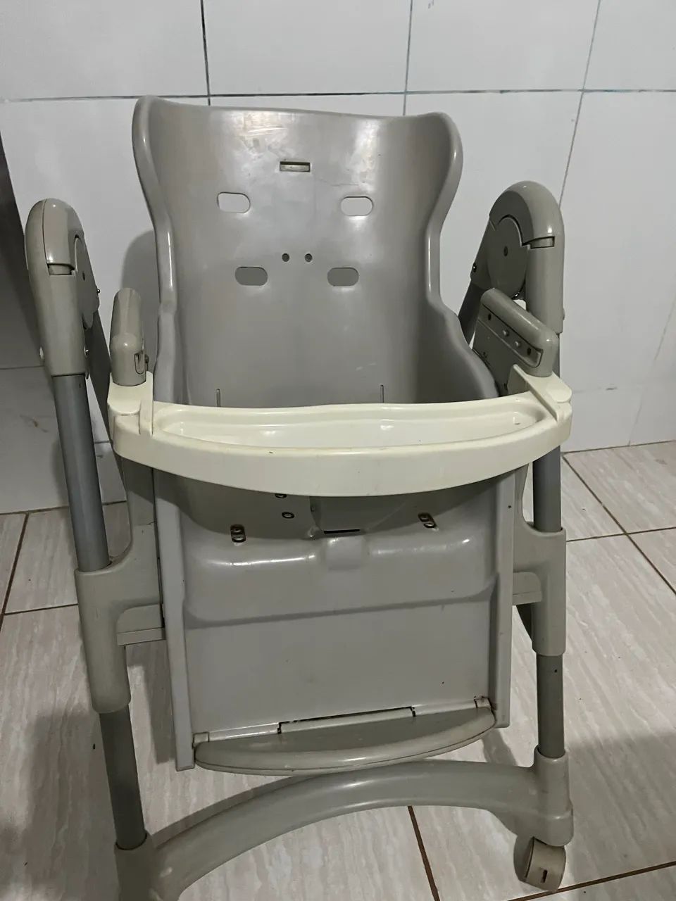 Cadeira de Alimentação regulável 