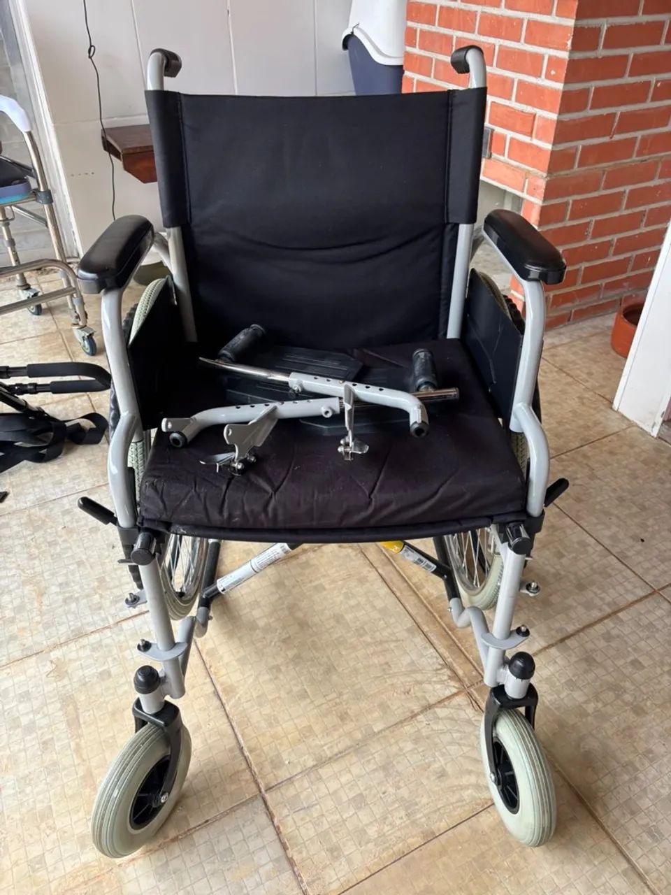 Cadeira de rodas Ottobock - Foto 2