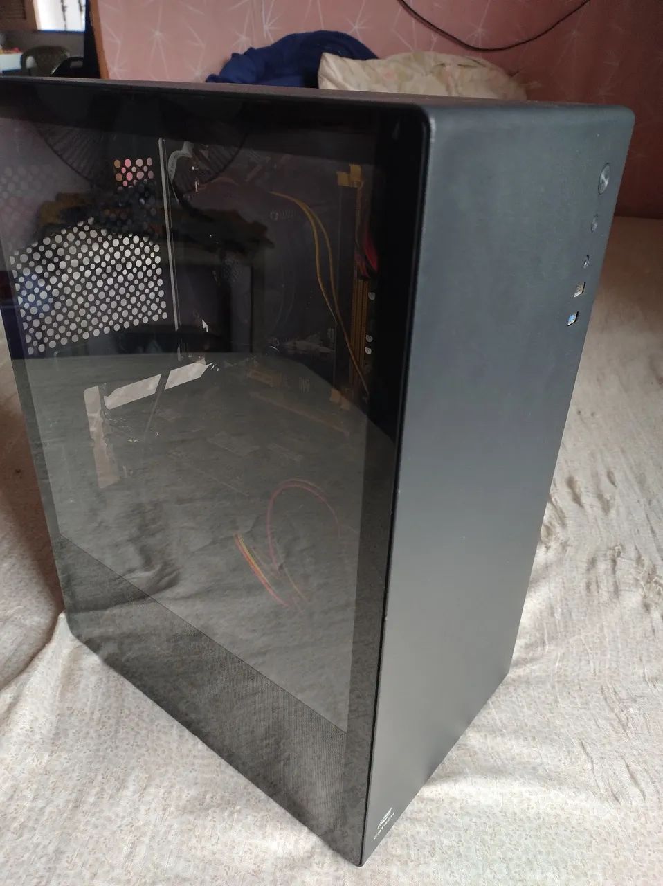 CPU i3 8 ram placa video 2 gigas sem SSD 
