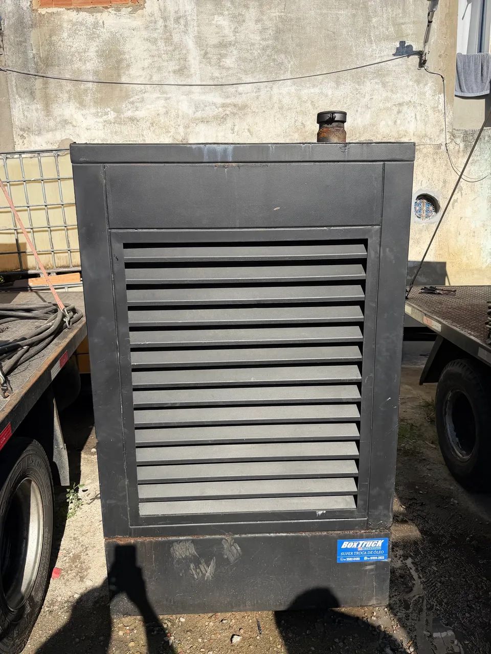 Vendo gerador de 115 kVA.  * - Foto 3